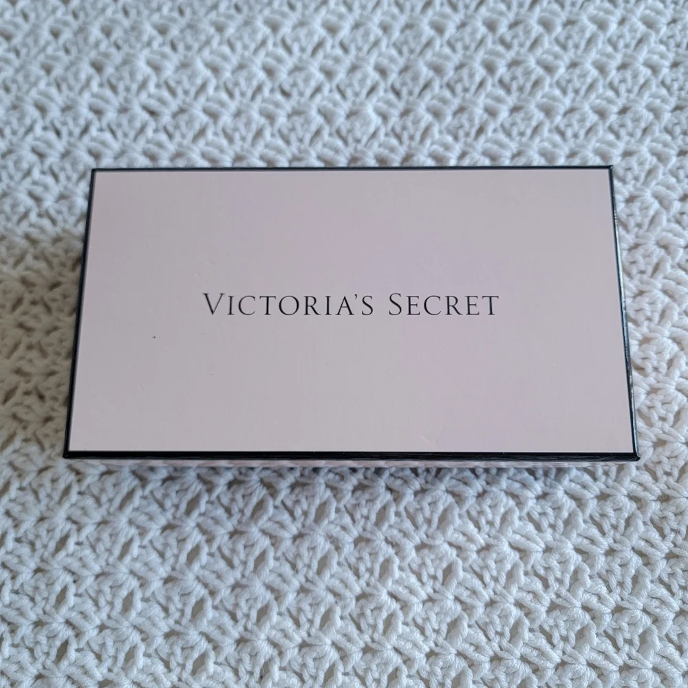 Victoria's Secret Jewelry Roll Travel Bag Black/VS Pink Stripes/Gold